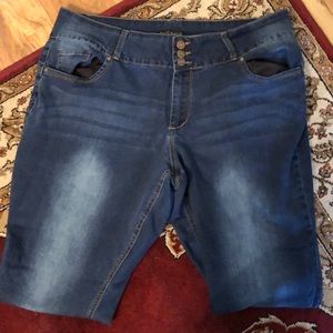 High waisted Elite jeans.